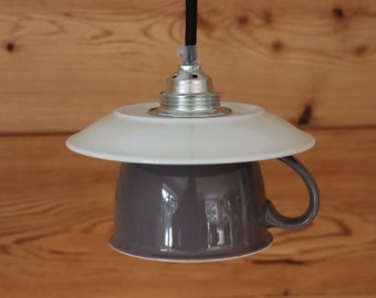 Tassenlampe als Hängelampe