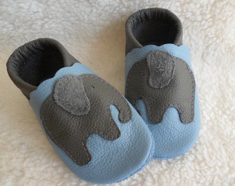 Babyschuhe Lederpuschen Schuhe mit Elefant Babypuschen personalisierte Schuhe Namensschuhe Geburtsgeschenk Taufe Krabbelpuschen Jungen