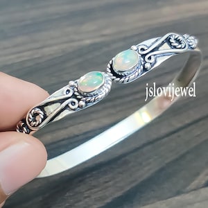 Sterling Silver Opal Cuff Armring: Armband med naturlig ädelsten