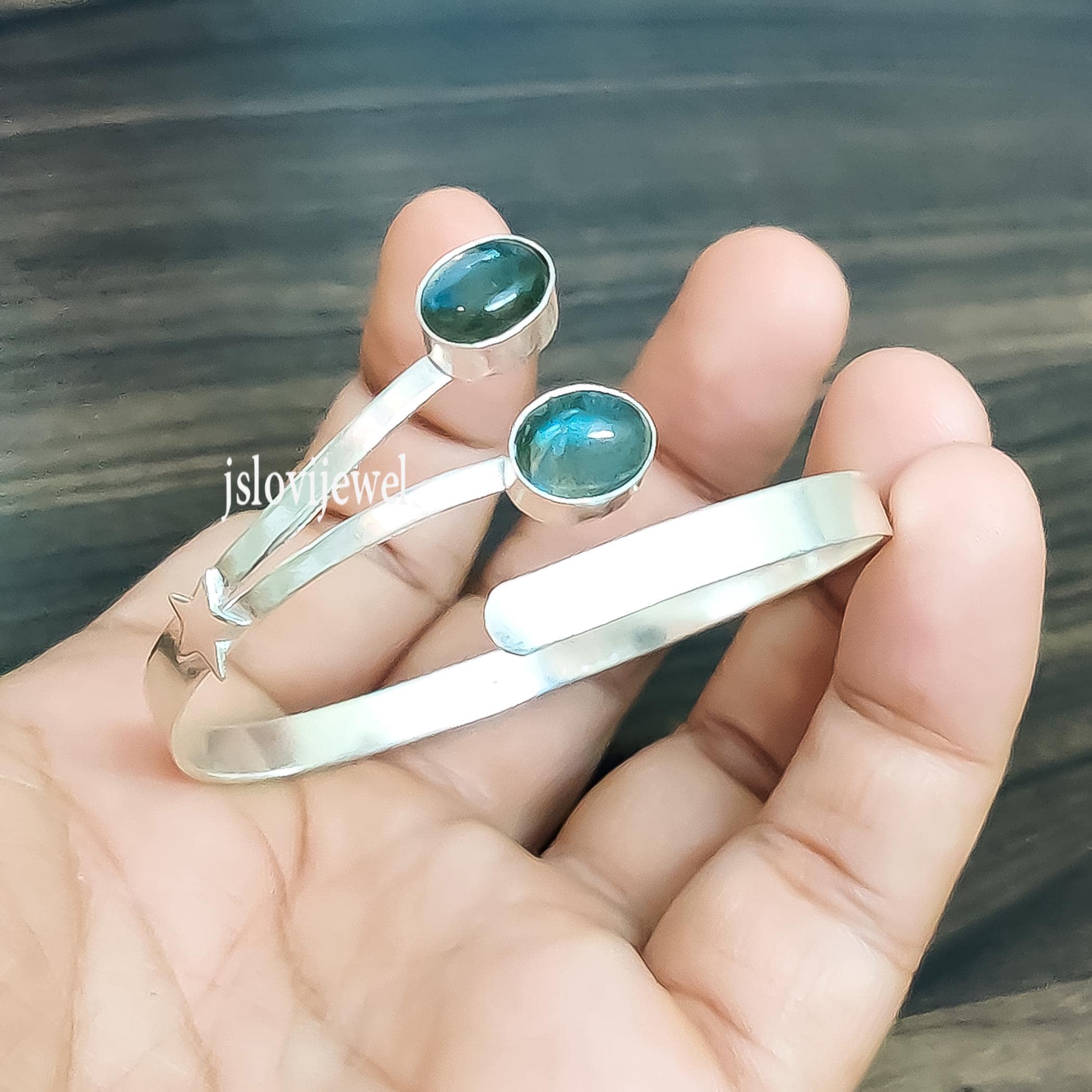 Bracelet Manchette (cuff) En Argent Sterling 925 - Pierre Labradorite Bleu Feu Naturelle - Fait Main En Inde