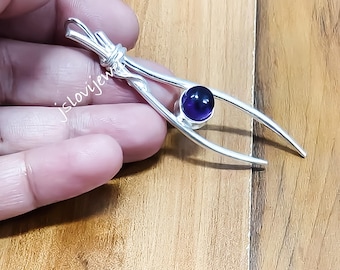 Collar de plata de ley 925 con amatista morada, hecho a mano. Joyería para uso diario.