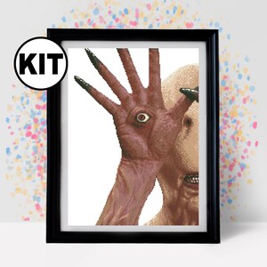 Cross Stitch KIT - Movie Cross stitch pattern - Embroidery Designs - Needlepoint Kits - horror cross stitch - clown - Old Movie - K-982