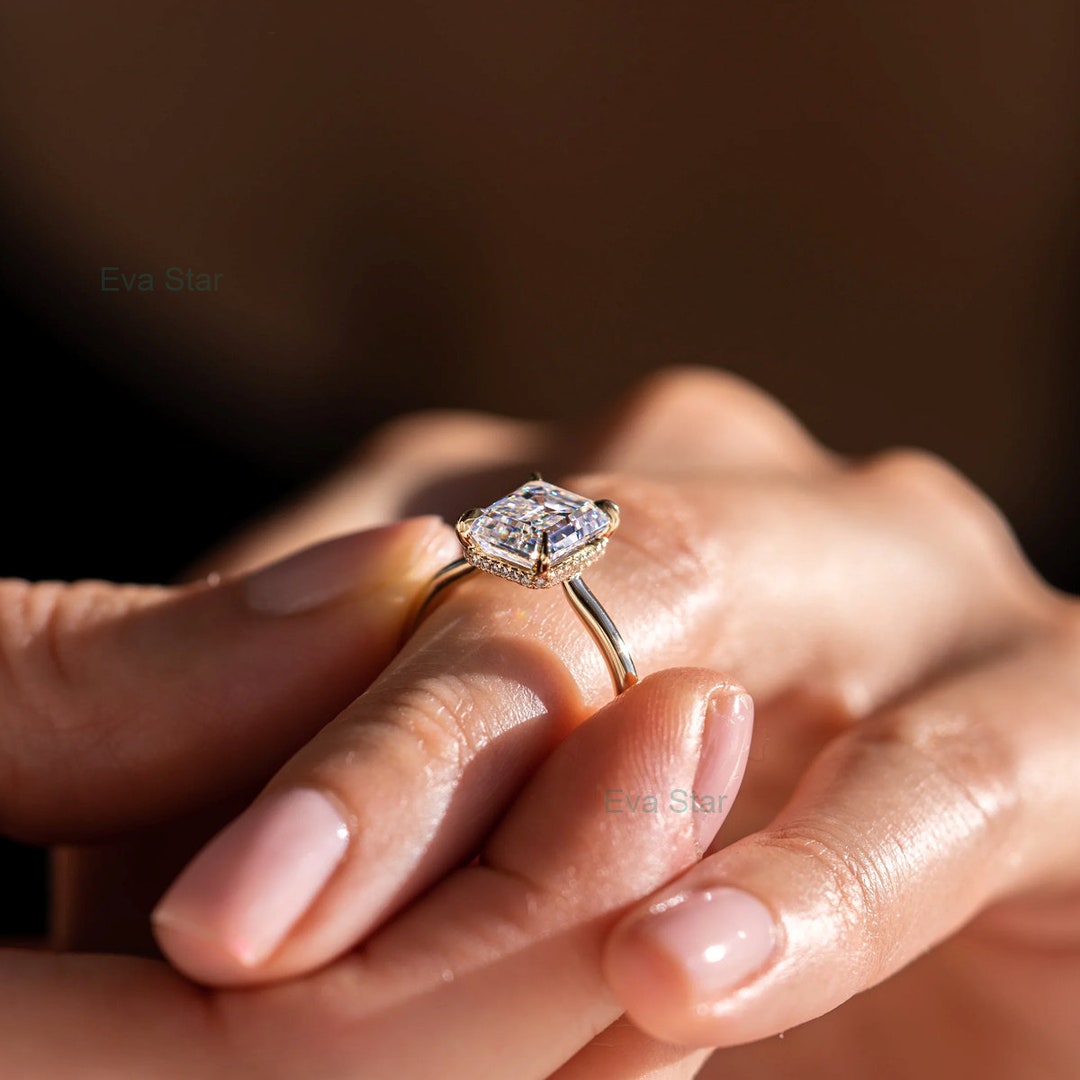 2.5 Carat Emerald Cut Lab Grown Diamond Engagement Ring, F/VS2 Lab