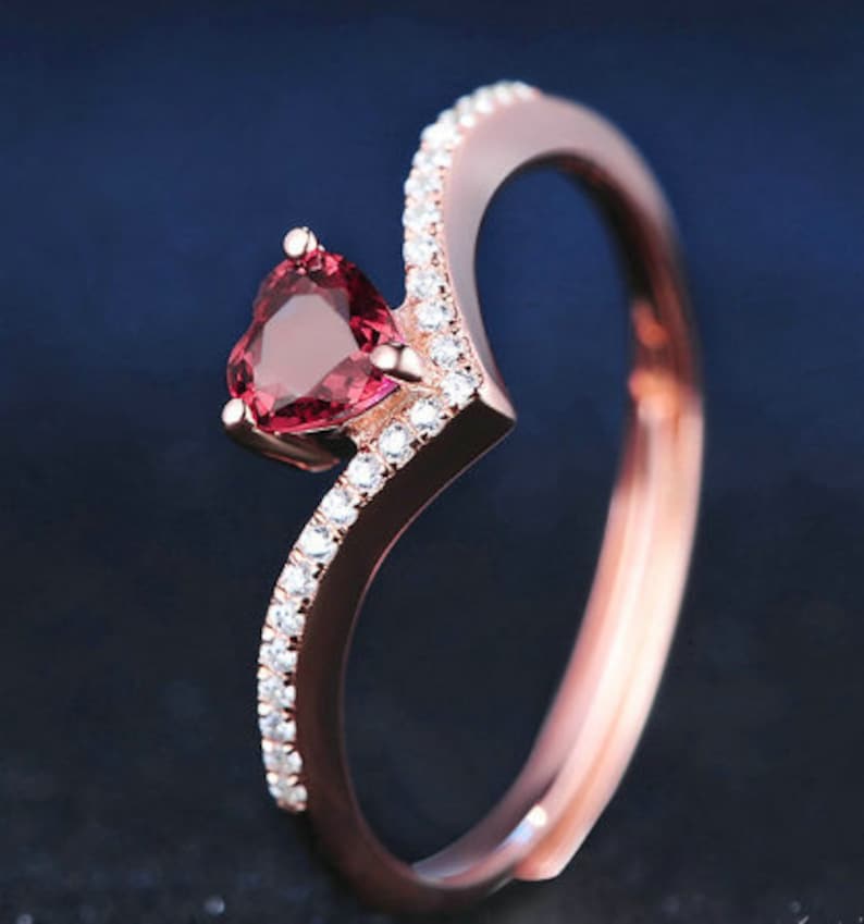 Ring For Women Natural Red Garnet Love Heart cut 925 Sterling Silver Romantic Wedding Fine Jewelry Gift Engagement Ring Gift For Women