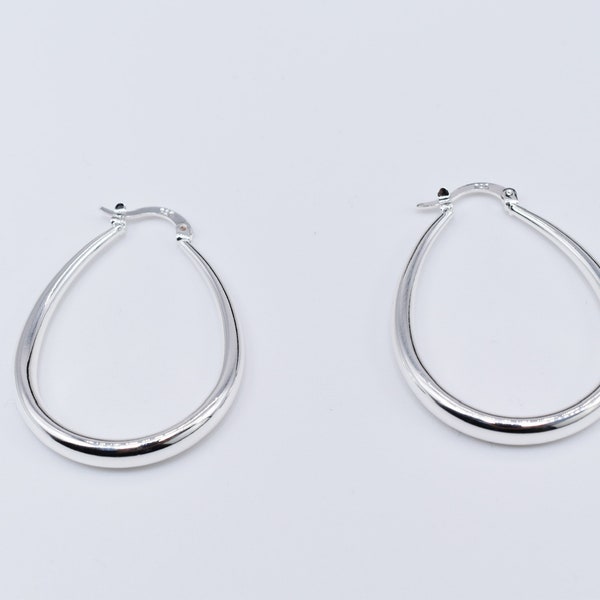 Sterling Silver Smooth Graduated Hoop Earrings (1.5 inches)