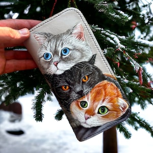 Cartera larga de cuero con retrato de mascota. Cartera de gato. Retrato de gato personalizado a partir de una foto. Cartera pintada a mano, regalo de cuero para dueños de mascotas. Regalo para mujer.