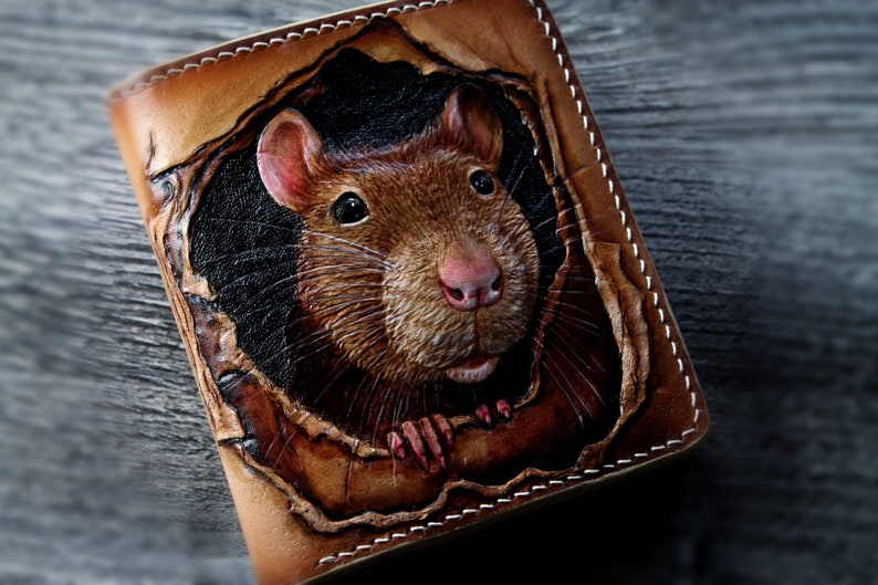 Leather wallet, Hand tooled leather wallet with a nice little mouse, tooled wallet, hand-carved walet, custom wallet, mens gift image 4