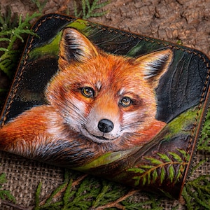 Cartera de piel de zorro rojo hecha a mano - Arte de criatura del bosque - Diseño animal único de zorro. Cartera de mujer. Cartera de zorro rojo. Cartera con cremallera para mujer.