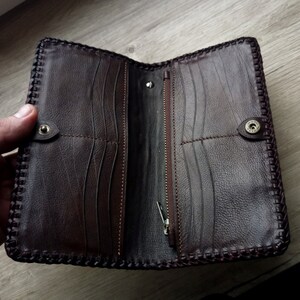 Cartera de león Cartera de cuero Cartera larga para hombre Cartera hecha a mano, cartera tallada, cartera personalizada, regalo para hombre. Cartera de Ucrania. Regalos para novios imagen 10