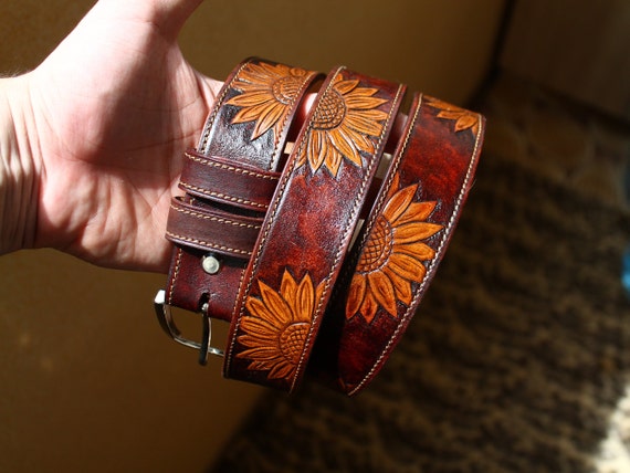 Custom Tooled Leather Belt: Western Floral Design, Full  display picture 3