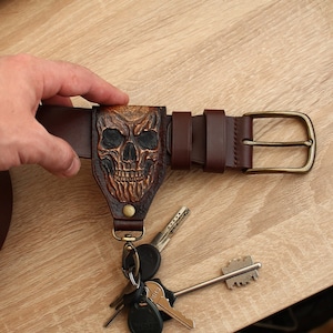 Handmade Leather Skull Keyring: Belt Loop Keychain