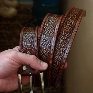 Custom leather belt. Personalized Tooled Leather Belt Western belt, mens western belt, cowboy belt, handmade leather belts. gift idea