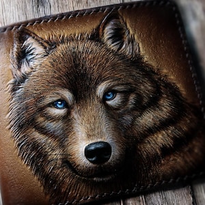 Wolf Wolf Brieftasche Hand-punziert Leder Geldbeutel handgeschnitzte Brieftasche Herren Bi-Fold Wallet. Handgefertigte Geldtasche aus Leder mit Punzierung. Ukraine