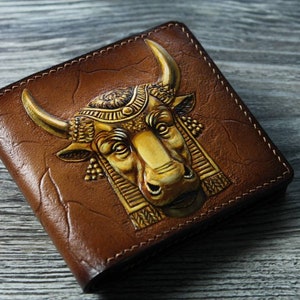Cartera de cuero de Ucrania, cartera Golden Taurus, cartera de cuero hecha a mano, cartera de toro, cartera personalizada, cartera tallada a mano, exclusiva