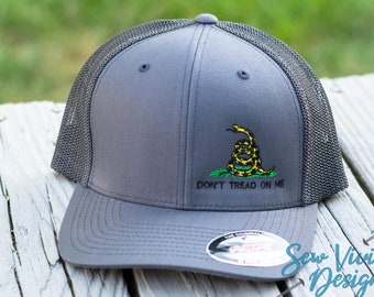 Dont Tread On Me Decal Don't Tread On Me Gadsden Flag Cap By Flexfit - Fitted Baseball Hat In Black Dont Tread On Me Flag Sticker - Foto 4