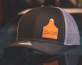 Parche de cuero con etiqueta de vaca y logotipo personalizado / Texto personalizado / Gorra trucker Richardson 112 Snapback / Parche de cuero 100% auténtico / Grabado láser