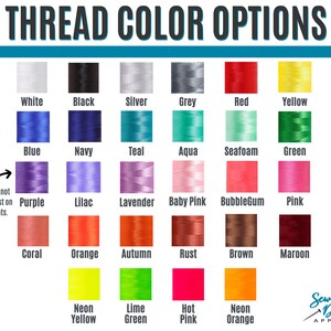 Puede incluir: Una tabla que muestra opciones de colores de hilo para bordar. La tabla incluye 24 colores de hilo diferentes, incluyendo blanco, negro, plata, gris, rojo, amarillo, azul, azul marino, verde azulado, aguamarina, espuma de mar, verde, morado, lila, lavanda, rosa beb&eacute;, chicle, rosa, coral, naranja, oto&ntilde;o, &oacute;xido, marr&oacute;n, granate, amarillo ne&oacute;n, verde lima, rosa ne&oacute;n y naranja ne&oacute;n.