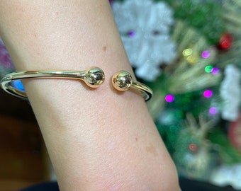 14K Gold Hinged Classic Gold Bangle Bracelet, 14K Gold Dome Bangle, 4mm Wide Bracelet, , Stacking Cuff, Engraved Bangle, Christmas Gift