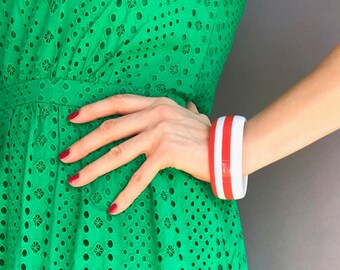 Red and white striped cuff bracelet, statement 80's bracelet, acrylic bracelet, striped bracelet, fashion acetate bracelet