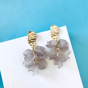 Gray petal flower earrings, petal earrings, gray and gold flower studs, boho flower earrings, gray floral earrings, statement earrings