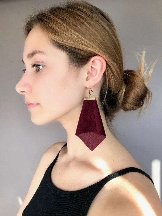 Charlotte Maroon Long Victorian Earrings – AG'S