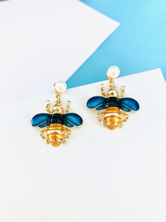 Etsy shop bee earrings