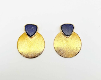 Orecchini pendenti in oro giallo e lapislazzuli - Asta Gioielli, Orologi e Monete d'Oro - Maison Bibelot Orecchini pendenti in oro giallo e lapislazzuli - Asta Gioielli, Orologi e Monete d'Oro - Maison Bibelot