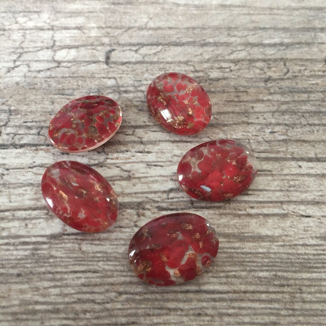 【超ポイント祭?期間限定】 Red Opal Vintage 18x13mm Buff Top Oval Glass Rhinestones アクセサリー
