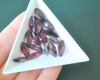 Cabujones de cristal de amatista AB vintage de 15 x 7 mm con parte trasera plana, sin laminar, marquesa transparente, morado, de Alemania Occidental (BB019) - 6 piezas