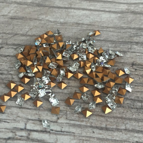 Swarovski vintage 48 chatons pp28 crystal