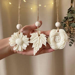 Suspension parfumée feuille ou fleur, cire de soja - Senteur au choix - Parfum d'intérieur naturel, désodorisant armoire, cadeau invité