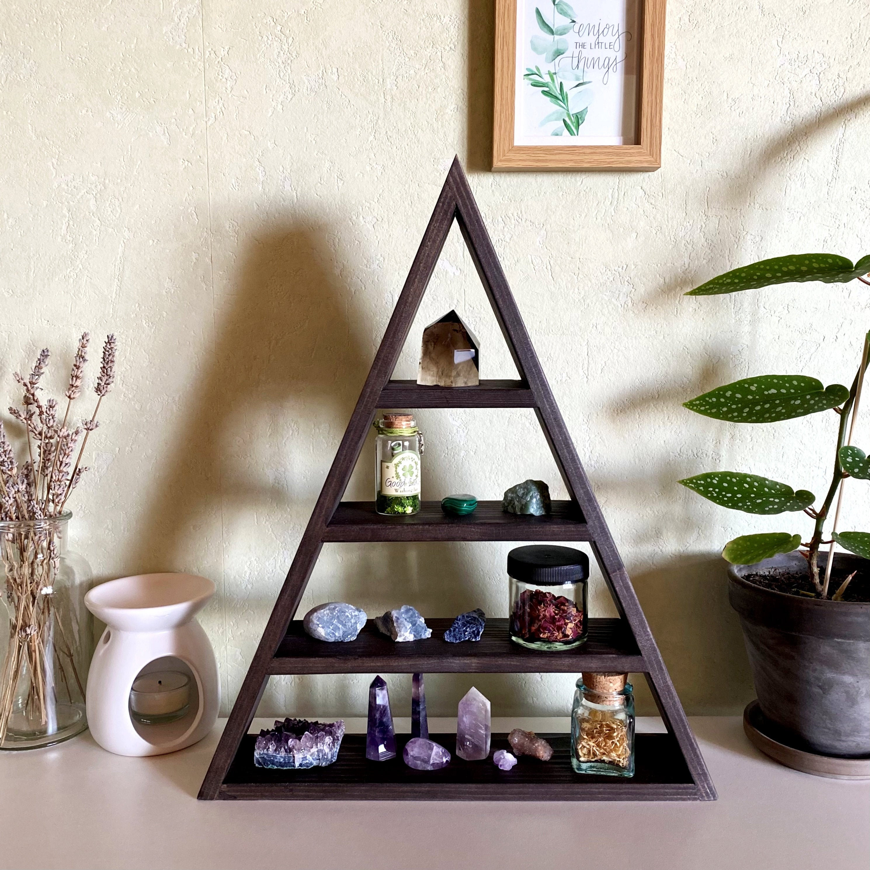 Étagère triangle à 4 niveaux Meuble présentoir en bois pour petits objets  de collection, rangement cristaux lithotherapie -  France