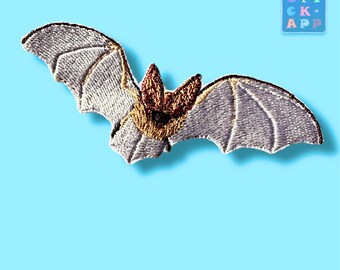 Bat – lifelike embroidered appliqué in 10 or 12 cm – customizable upon request