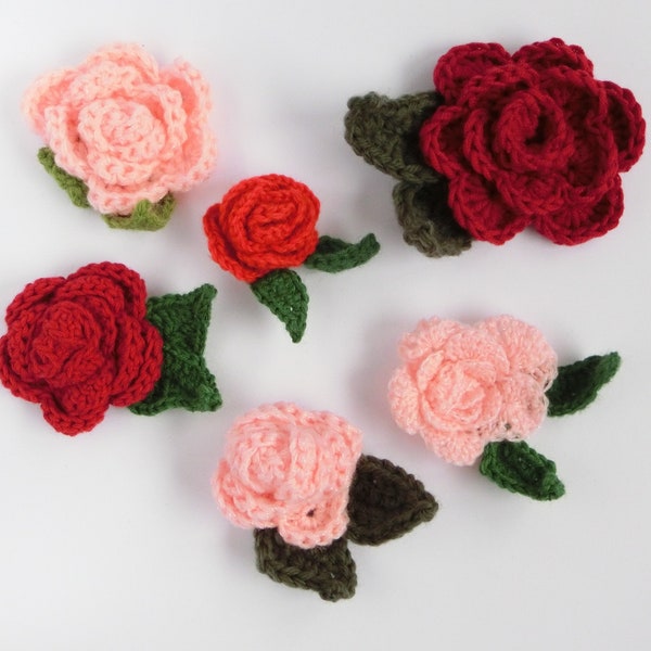 Broche Crochet Rose Lapel Pin