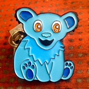 Dancing bear hat pin &quot;baby bear&quot;