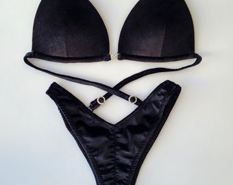 Base suit, Fitness Bikini suit.  SW Bikiki.  Bikini Contest.  Posing suit.  Figure suit.  IFBB pro.  Bodybuilding, Triangle Bikini