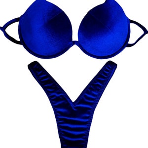 Blue base fitness bikini, blue bikini suit wellness bikini , competition bikini.  Posing suit.  Fitness suit.   Bodybuilding, round bikini