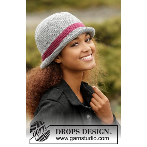 Hand-crocheted Wool Cloche Hat: Dark Pink Accent, Winter Style