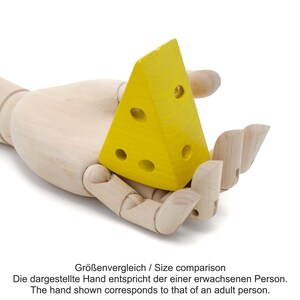 Schweizer Käse aus Holz Kaufladenzubehör Bild 3