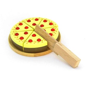 Wooden Play Food Strawberry Cake to cut image 2