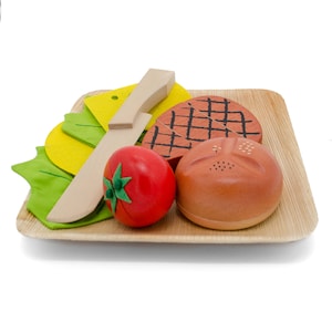 Steak plate, wooden toy