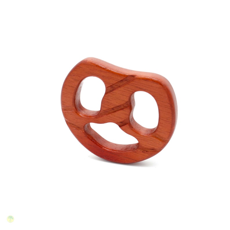 Wooden Play Food Pretzel, Miniature Food, Role Play Grocery Shop accessoires, Pretend Play Kitchen image 3