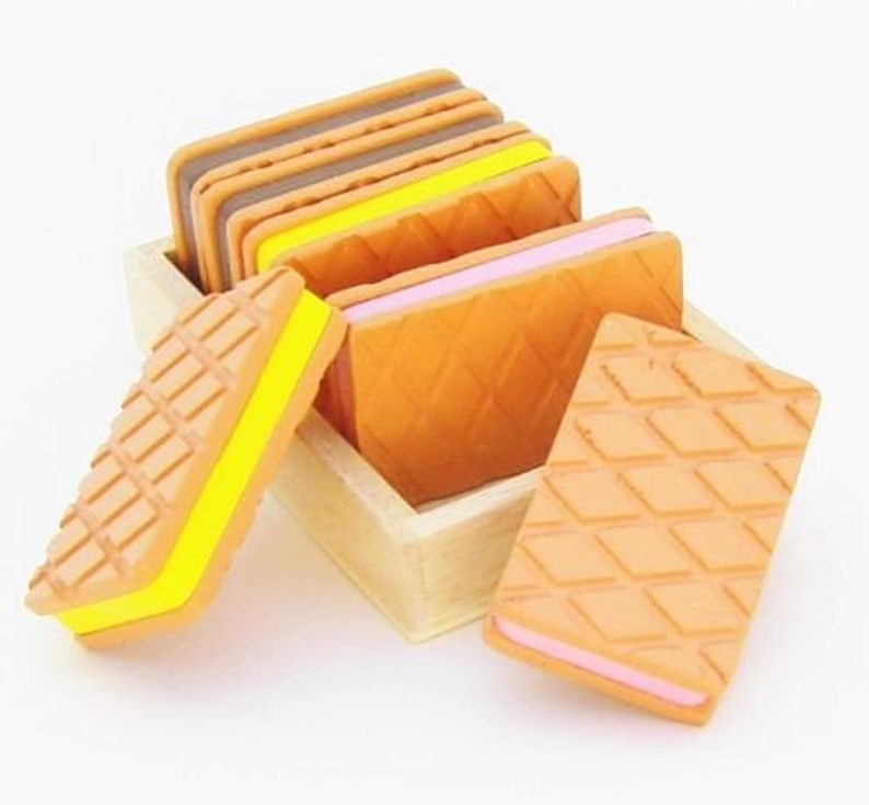 Ice cream wafers, wooden toy image 3