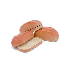Hot Dog Bun to cut made of wood