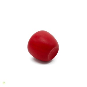 Roter Apfel aus Holz Kaufladenobst Bild 3