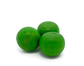 grüne Limette aus Holz  Kaufladenzubehör