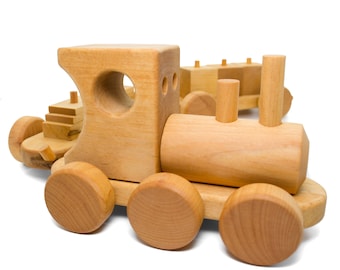 Wooden train with wooden sheet and cube trailer