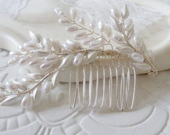 Bridal hair accessories with pearls and leaves / hair comb for the wedding / headpiece bride / hair accessories, silver bridal comb for bridal hairstyle,
