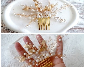 Braut Haarkamm in gold mit Blättern / Kopfschmuck mit Perlen / Haarschmuck Goldener brautkamm für brautfrisur, headpiece gold, perlenkamm