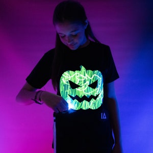 Kinder Jack O Laterne Interactive Glow T-shirt Halloween Bild 1